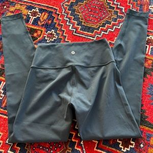 LuluLemon Wunder Under